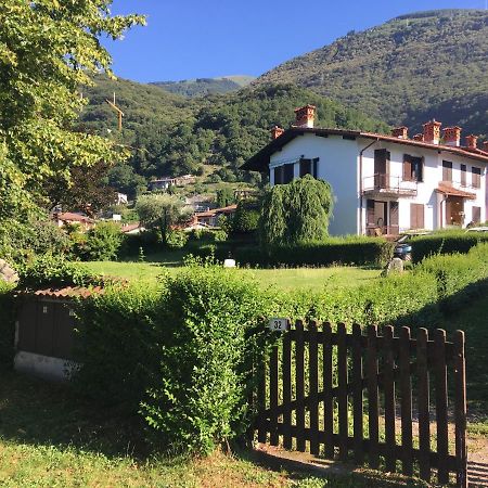 Favoloso Appartamento Fronte Lago, Джера-Ларио Экстерьер фото