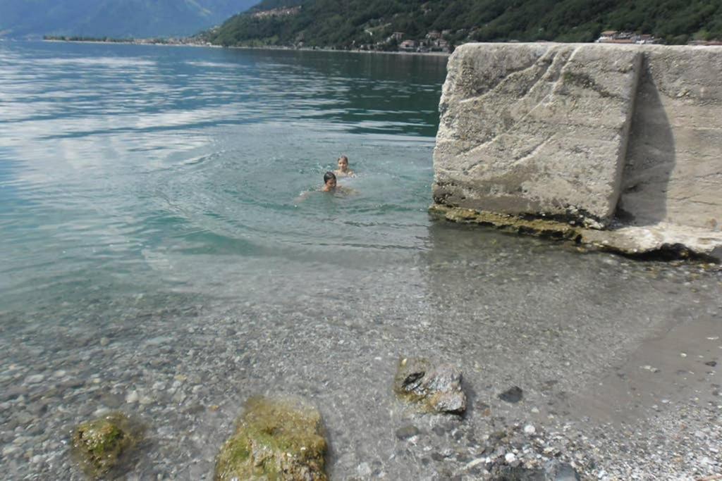 Favoloso Appartamento Fronte Lago, Джера-Ларио Экстерьер фото