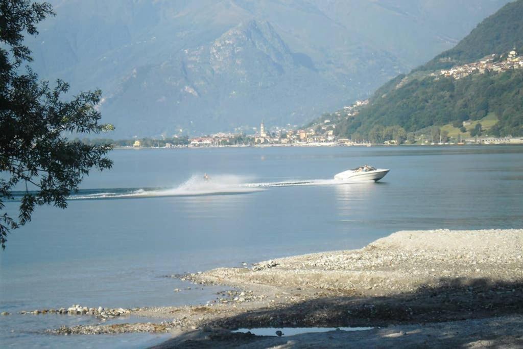 Favoloso Appartamento Fronte Lago, Джера-Ларио Экстерьер фото